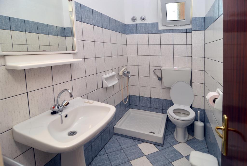 Pension Giannis Αdults Only コイニラ 部屋 写真